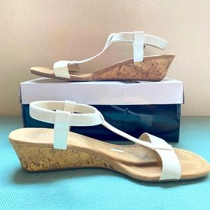 Alfani White Voyage Sandal size 11